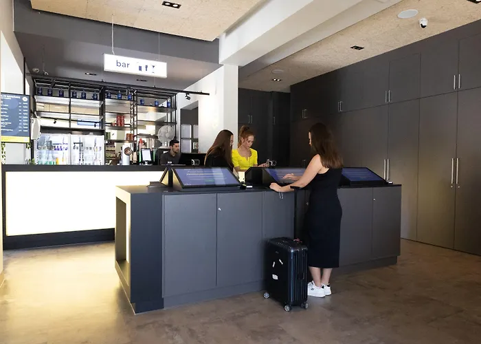 A&o Hackerbruecke Μόναχο