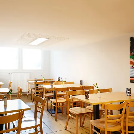 A&o Hackerbruecke Hotel 2*