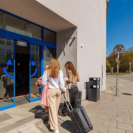 A&o ハッカーブリュッケ ホテル 2*