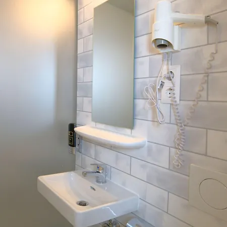 A&o Hackerbruecke 2* Munique