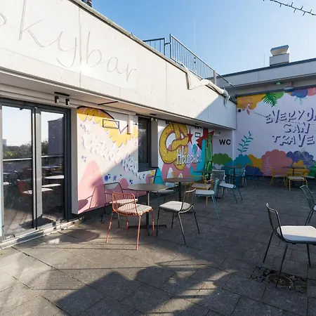 A&o Hackerbruecke