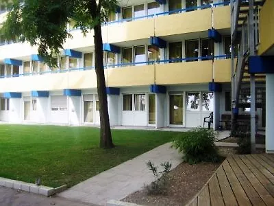 A&o Hackerbruecke 2*