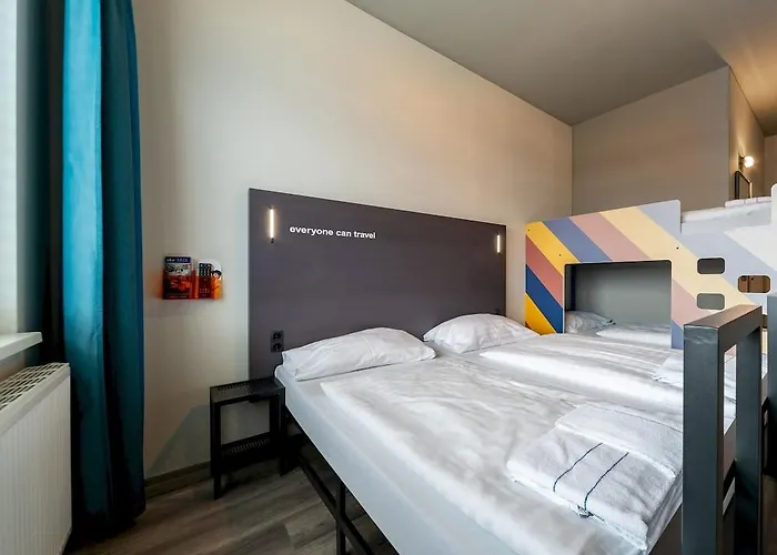 Hotel A&o Hackerbrücke 2*